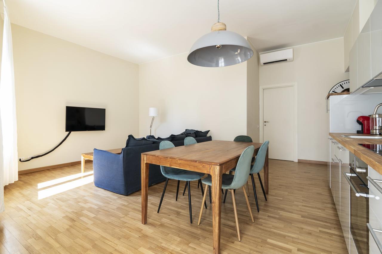 Residenza Cornaggia Apartment Milano Ngoại thất bức ảnh