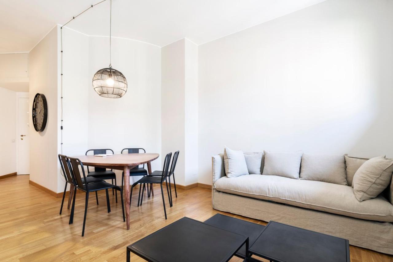 Residenza Cornaggia Apartment Milano Ngoại thất bức ảnh